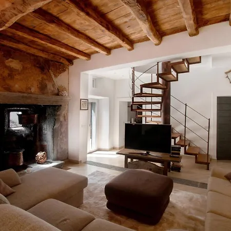 Holiday home Thari House *